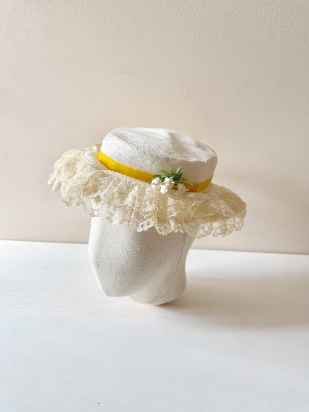 Vintage Ivory Straw Faux Floral Yellow Velvet Bow Lace Ruffle Trim Boater Hat